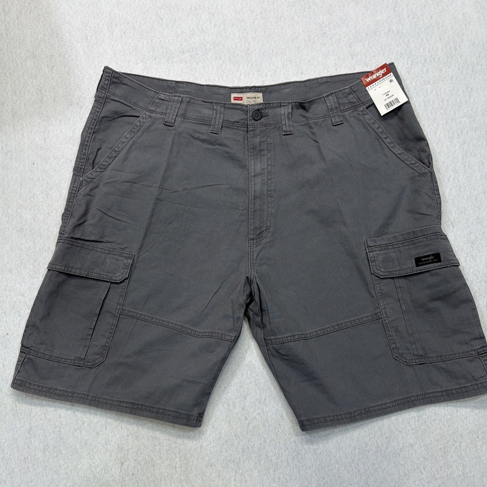Wrangler Cargo Shorts Mens 44 Relaxed Fit Cotton Gray Outdoors Trail Casual NEW
